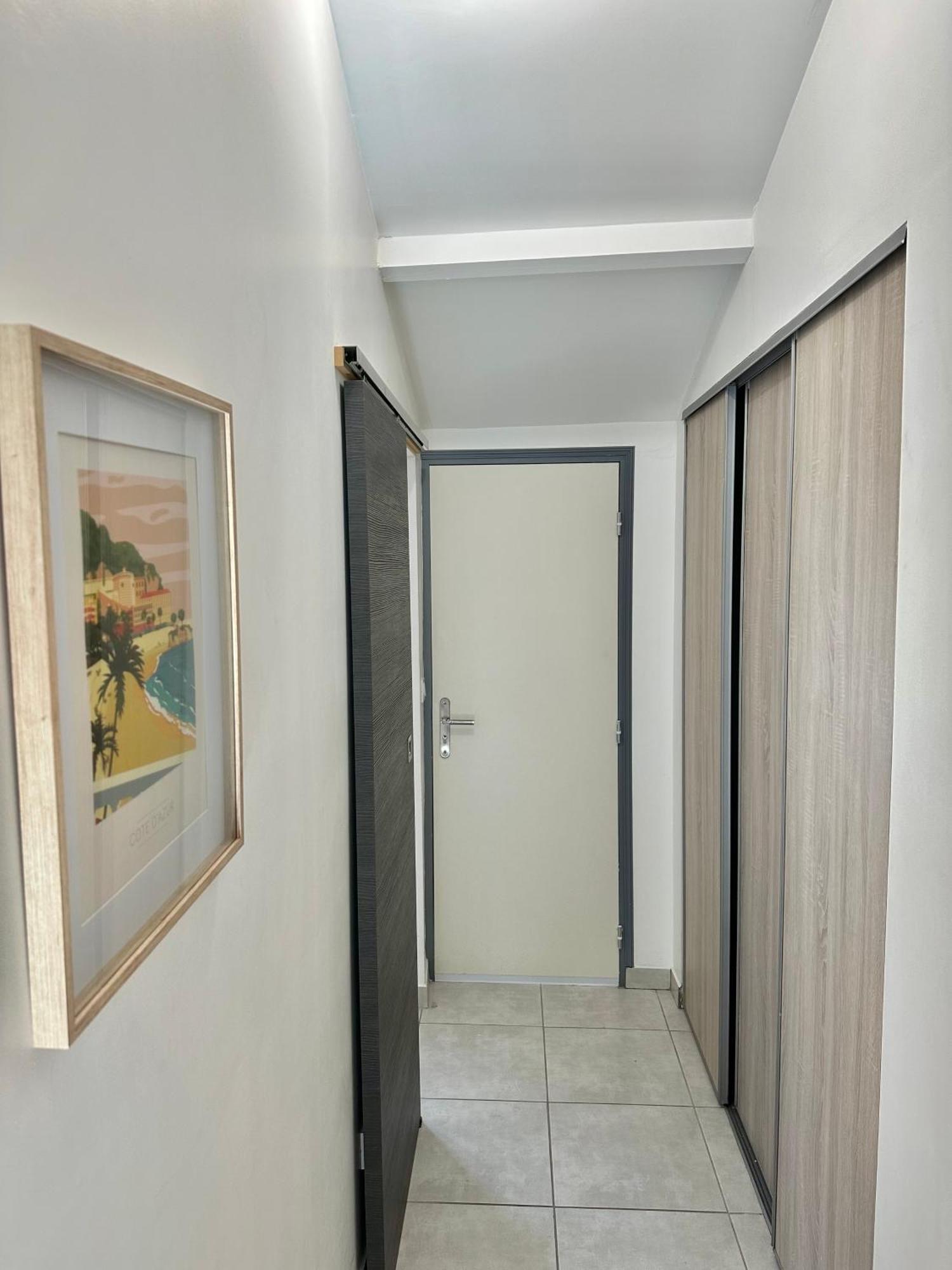 Apartment Duplex En Centre-ville Proche Du Puy-du-fouu